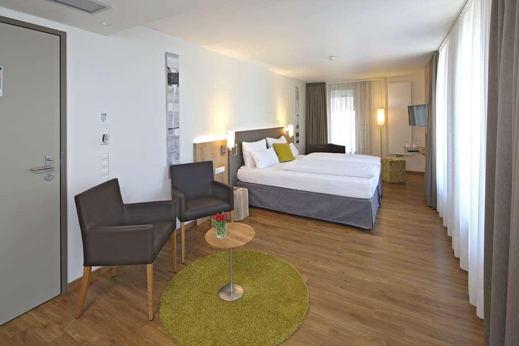 Hotel Goldenes Rad Ulm Pokoj fotografie