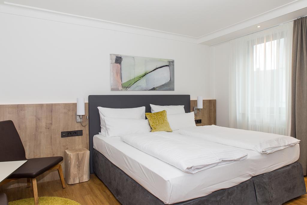 Hotel Goldenes Rad Ulm Exteriér fotografie