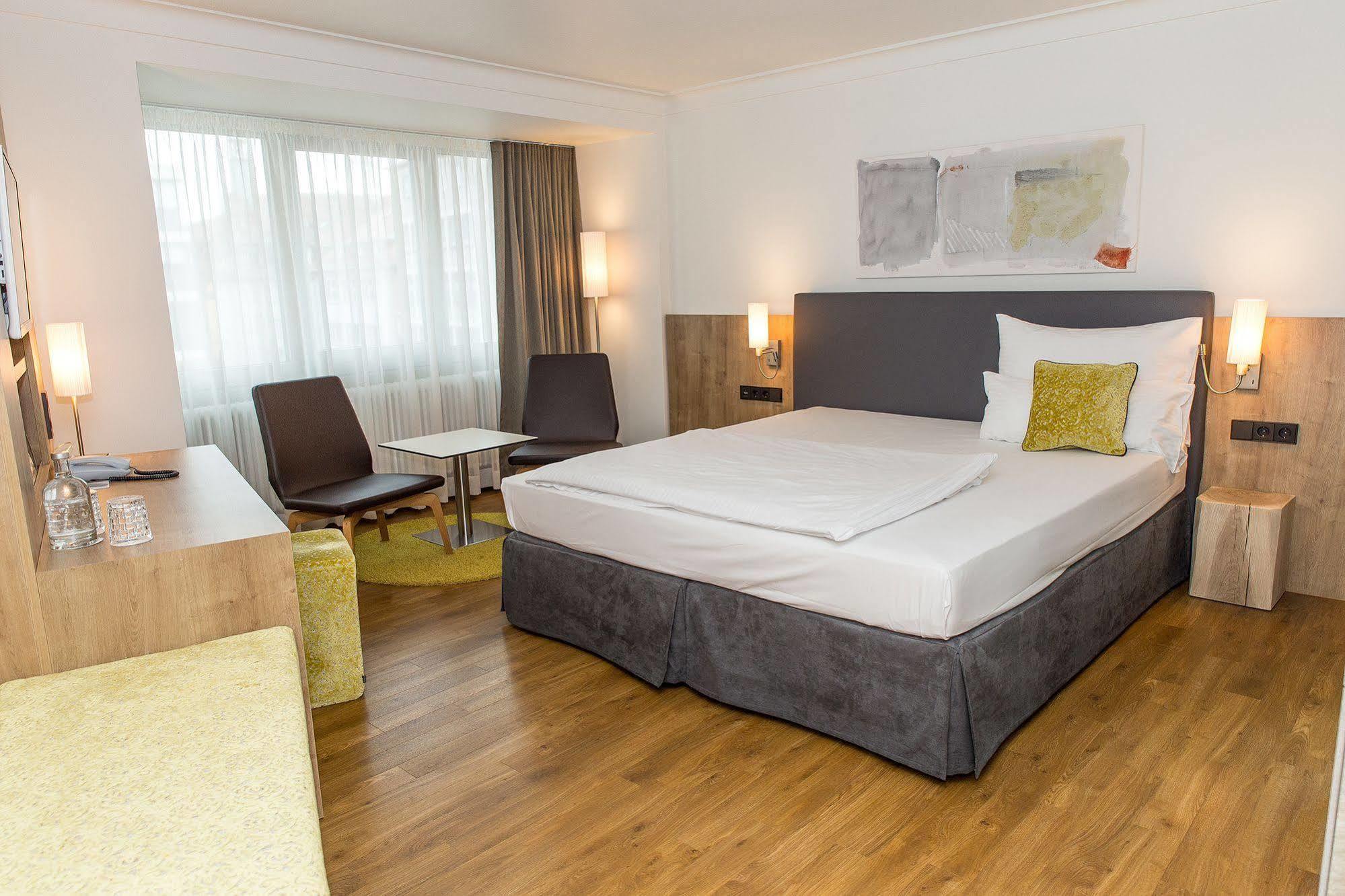 Hotel Goldenes Rad Ulm Exteriér fotografie